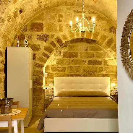 A Un Passo Dal Volo *